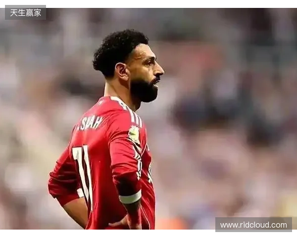 记者：利物浦球探已经多次考察雷恩后卫雅凯，管理层很欣赏他